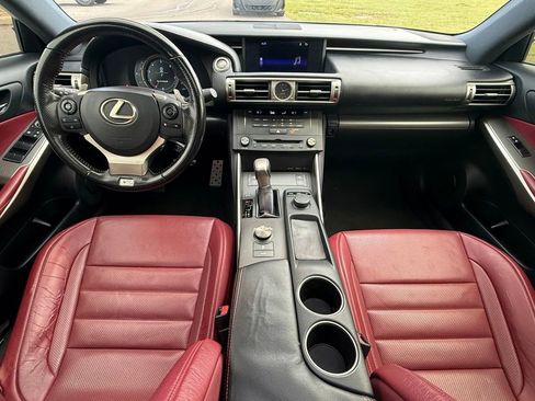 Used 2016 Lexus IS 200t image 10