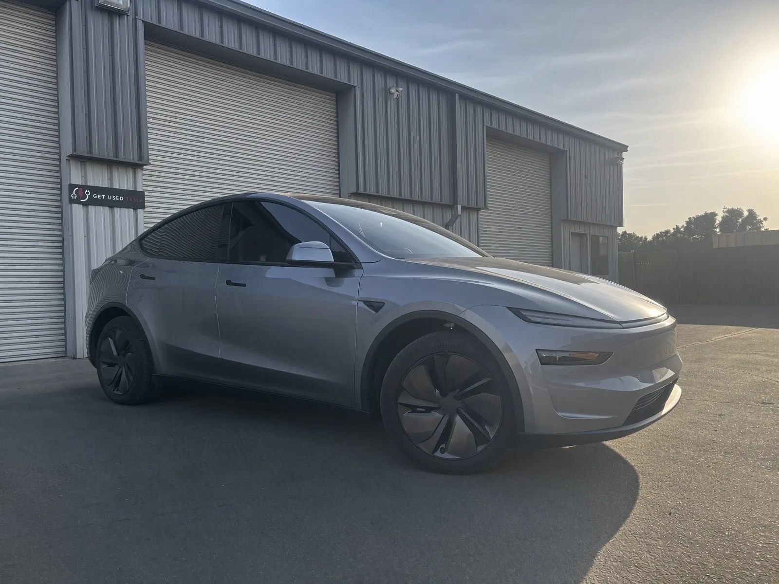 Used 2026 Tesla Model Y AWD image 5