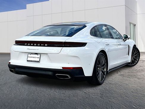 Used 2025 Porsche Panamera 4 image 7