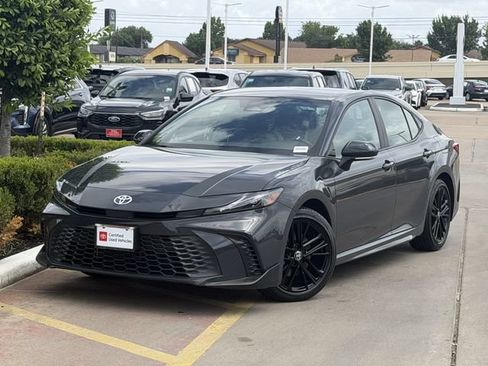 Certified 2025 Toyota Camry SE FWD image 2