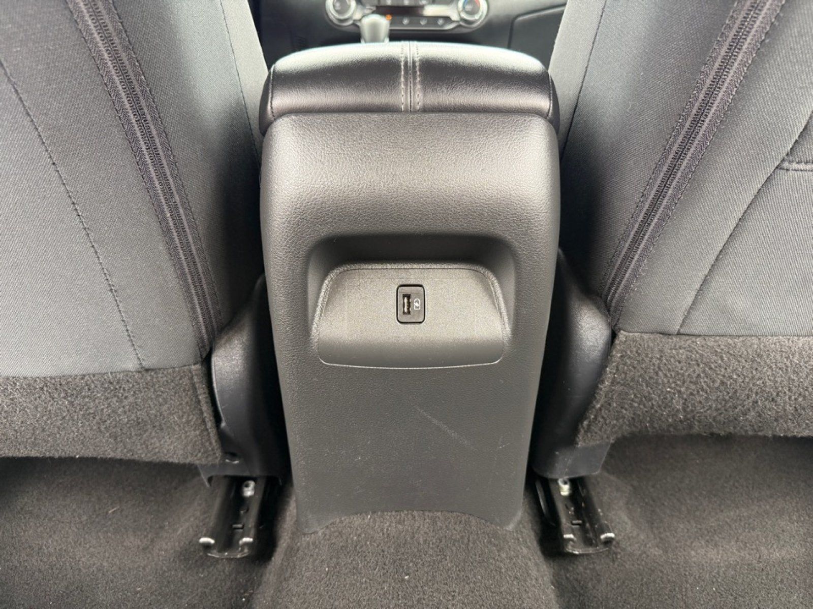Used 2024 Nissan Sentra SV FWD image 30