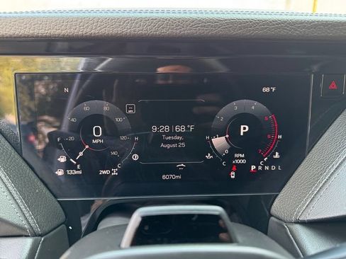 Used 2026 GMC Yukon Denali w/ Denali Reserve Package AWD/4WD image 14