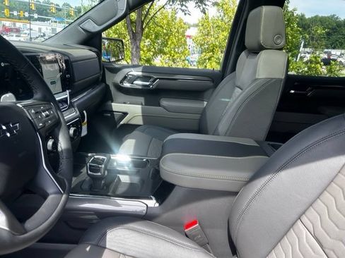 New 2026 Chevrolet Silverado 1500 ZR2 AWD/4WD image 13