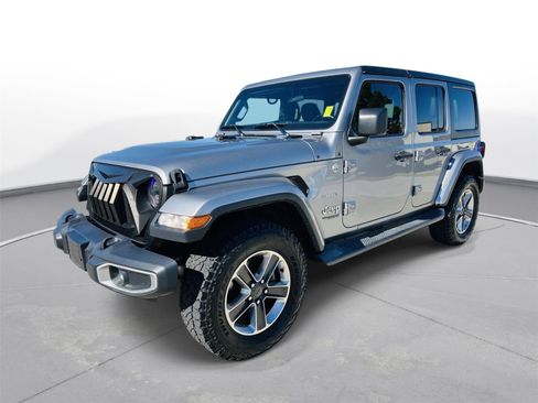 Used 2019 Jeep Wrangler Unlimited Sahara image 28