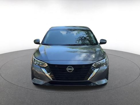 Used 2025 Nissan Sentra SV image 4