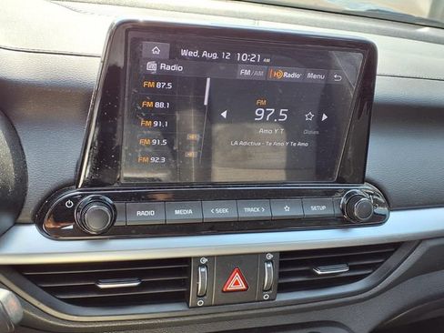 Used 2023 Kia Forte LXS FWD image 5