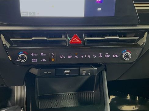 Used 2023 Kia Niro Wind image 16