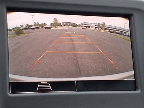 Used 2024 Chevrolet Equinox LS w/ LS Convenience Package FWD image 18