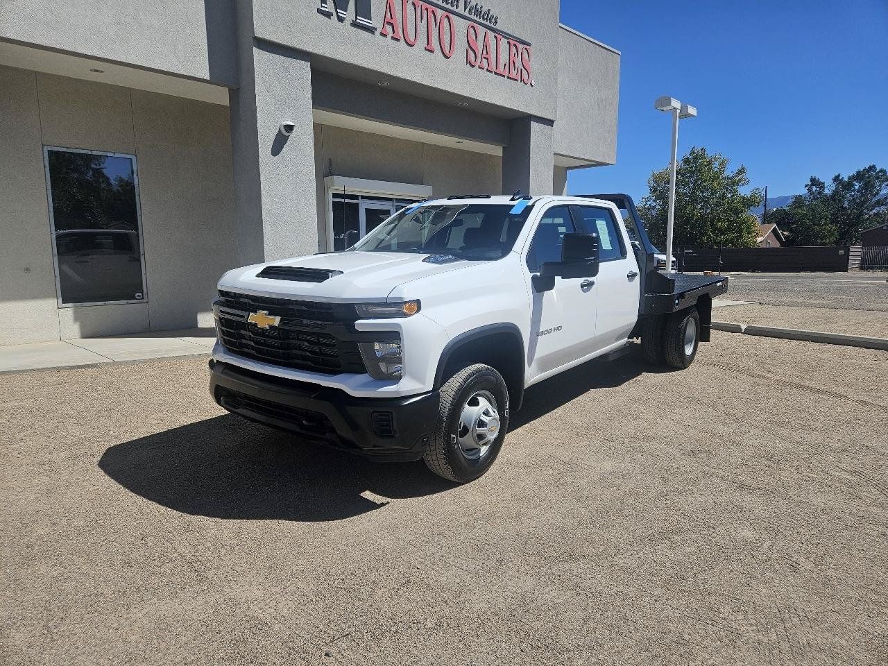 Used 2026 Chevrolet Silverado 3500 W/T AWD/4WD image 1