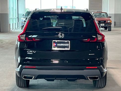Used 2025 Honda CR-V Sport Touring image 9