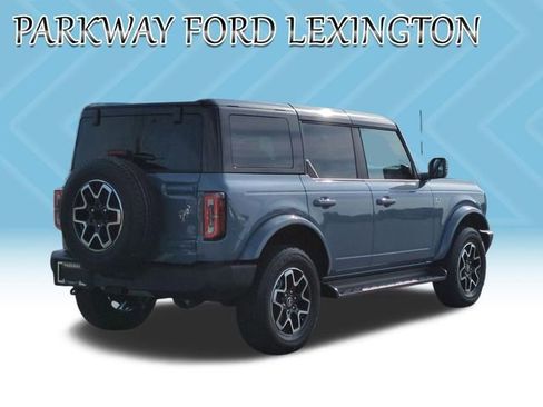 Used 2025 Ford Bronco Outer Banks AWD/4WD image 5