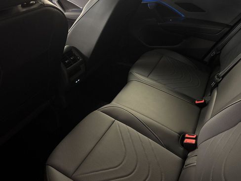 New 2026 Audi Q8 Premium Plus image 11