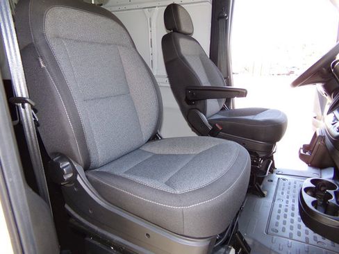 Used 2024 RAM ProMaster 3500 w/ Quick Order Package 22G SLT FWD image 18