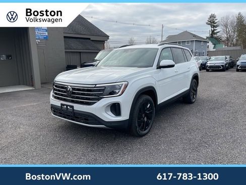 New 2026 Volkswagen Atlas SE image 1