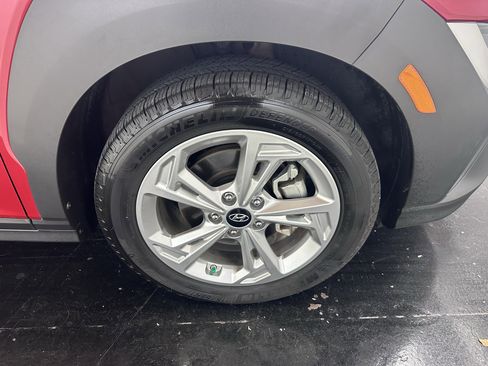 Used 2022 Hyundai Kona SEL image 16