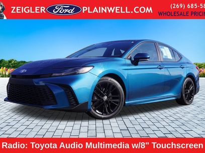 Used 2025 Toyota Camry SE