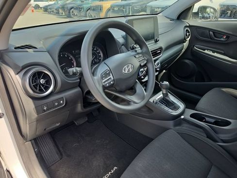 Used 2022 Hyundai Kona SEL FWD image 13