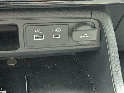 Used 2024 Honda Pilot EX-L image 22