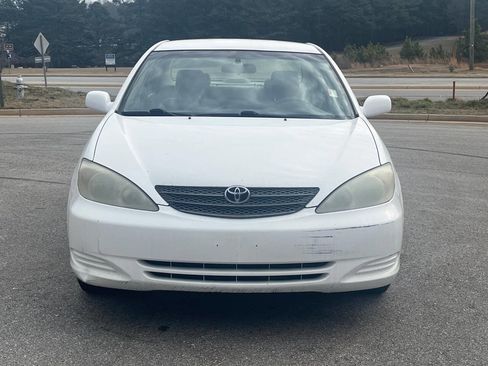 Used 2004 Toyota Camry LE image 9