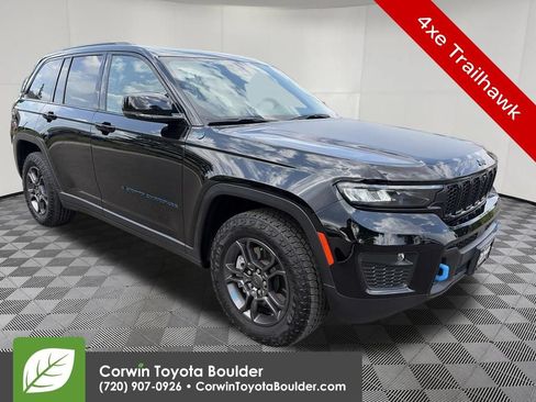 Used 2024 Jeep Grand Cherokee Trailhawk w/ Luxury Tech Group III AWD/4WD image 1