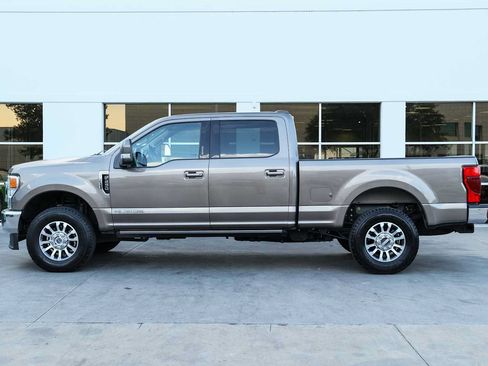 Used 2022 Ford F250 Lariat w/ Lariat Value Package AWD/4WD image 19