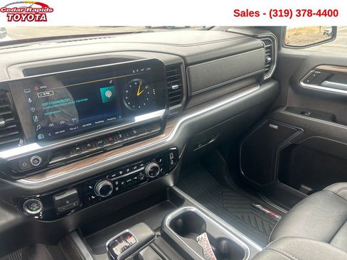 Used 2023 Chevrolet Silverado 1500 RST image 17