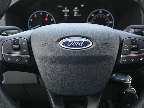 New 2025 Ford Transit 250 148 Medium Roof image 17