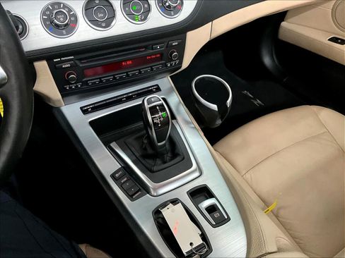 Used 2009 BMW Z4 sDrive35i image 31