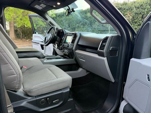 Used 2016 Ford F150 XLT w/ Equipment Group 302A Luxury image 38