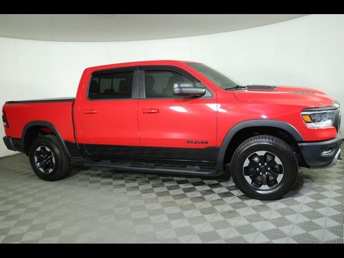 Used 2019 RAM 1500 Rebel image 16