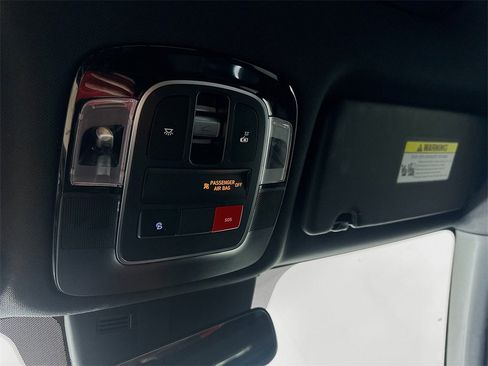 Used 2024 Hyundai Santa Cruz Limited image 33