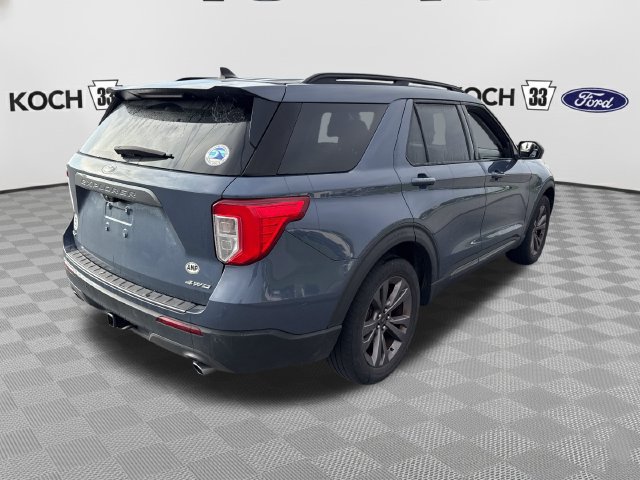 Used 2021 Ford Explorer XLT w/ Equipment Group 202A AWD/4WD image 8