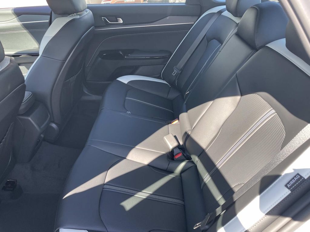 New 2026 Kia K5 GT-Line FWD image 6