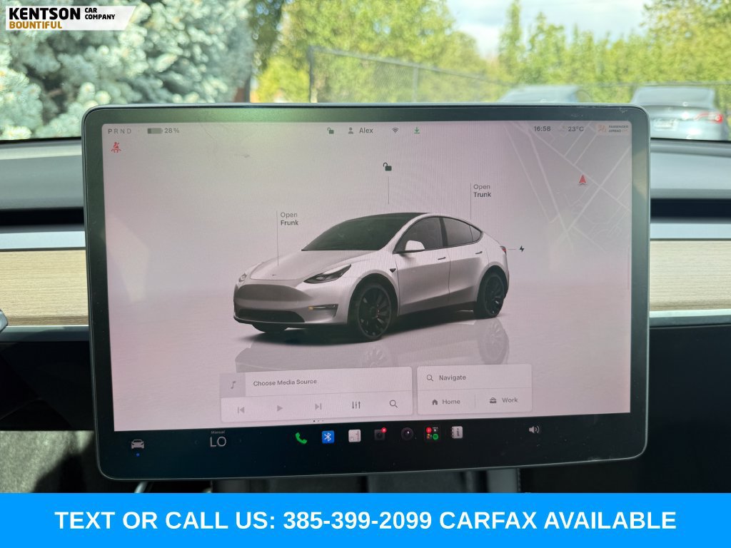 Used 2022 Tesla Model Y Performance AWD/4WD image 18