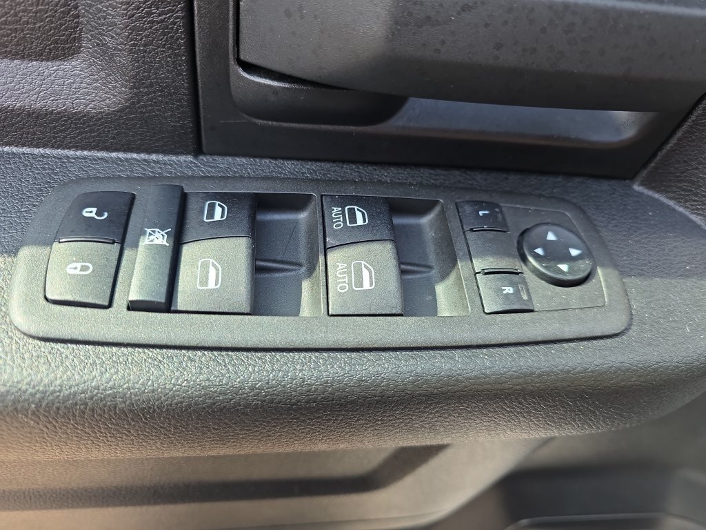 Used 2022 RAM 3500 Tradesman AWD/4WD image 30