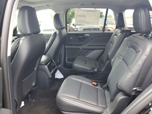 New 2026 Lincoln Aviator Reserve w/ Jet Appearance Package AWD/4WD image 23
