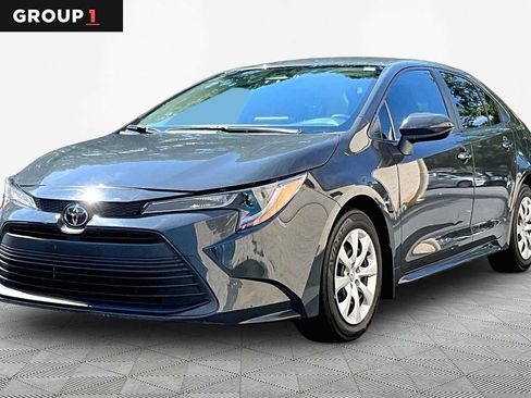 Certified 2023 Toyota Corolla LE FWD image 1