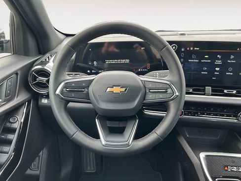 New 2025 Chevrolet Equinox LT w/ Convenience Package II image 14
