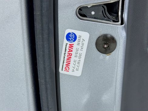 Used 2024 Volkswagen Tiguan SE image 36