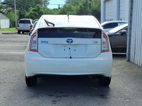 Used 2012 Toyota Prius Two FWD image 4