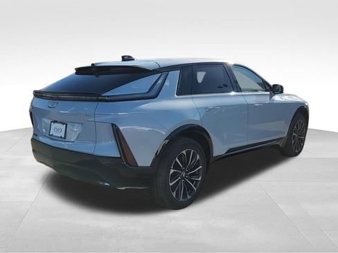 New 2025 Cadillac Lyriq Sport AWD/4WD image 8