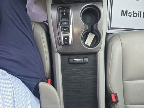 Used 2021 Honda Pilot Special Edition image 19