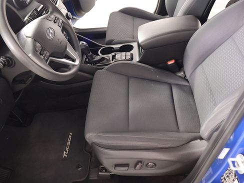 Used 2019 Hyundai Tucson Sport image 11