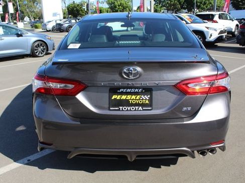 Used 2020 Toyota Camry SE FWD image 14