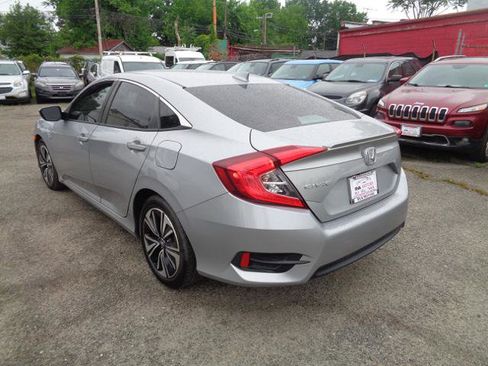 Used 2017 Honda Civic EX-L image 6