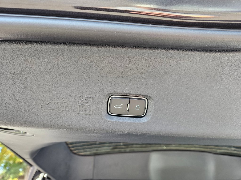 New 2027 Lincoln Navigator Reserve AWD/4WD image 11