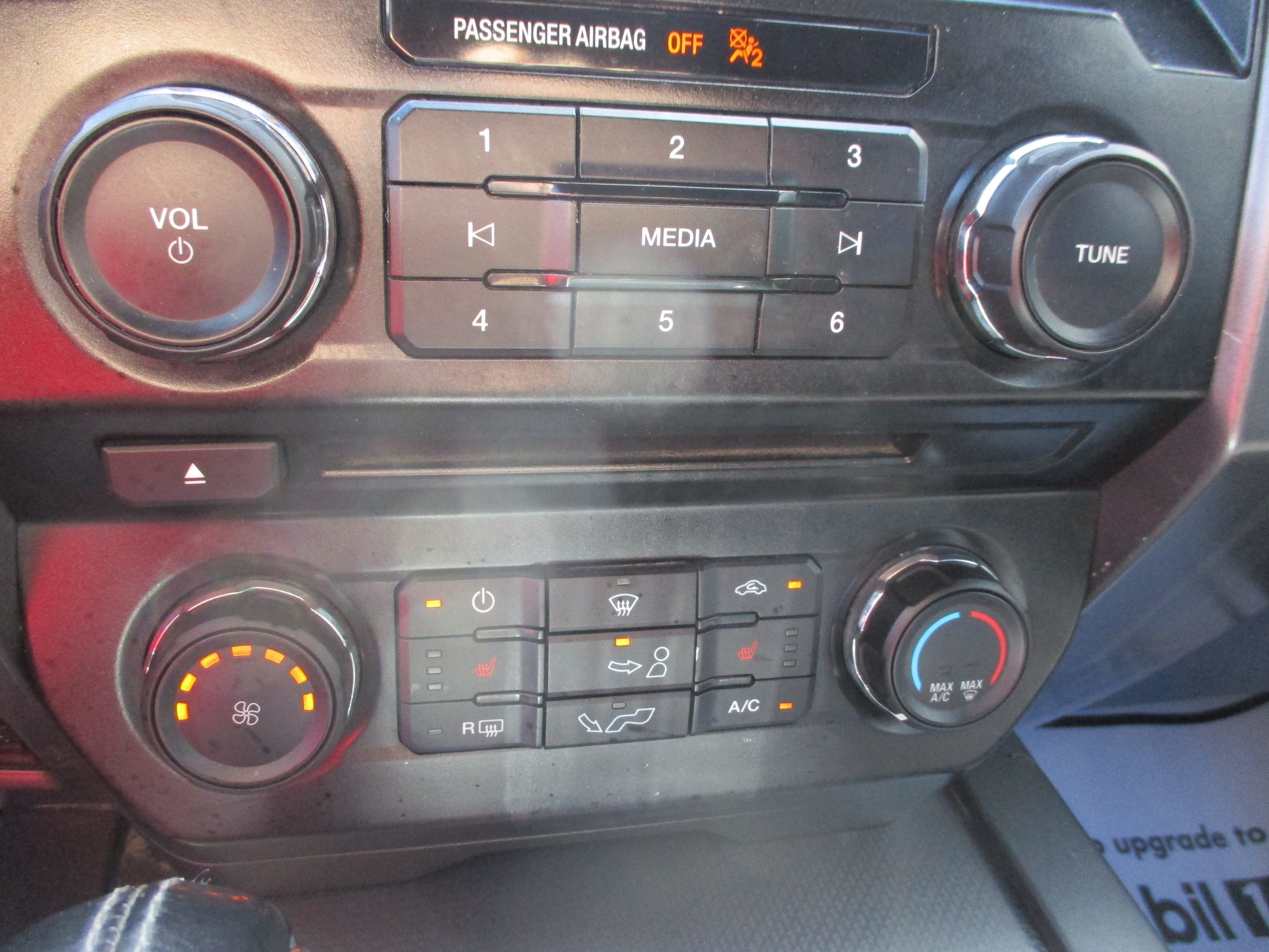 Used 2016 Ford F150 XLT w/ Equipment Group 302A Luxury AWD/4WD image 13