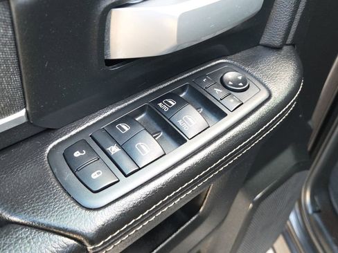 Used 2019 RAM 2500 Big Horn image 23