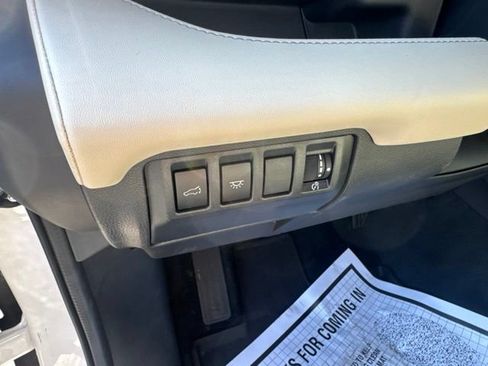 Certified 2025 Subaru Ascent Limited AWD/4WD image 18