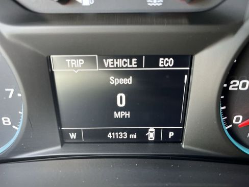 Used 2018 Chevrolet Equinox LT image 12